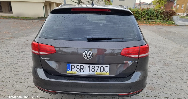 Volkswagen Passat cena 67000 przebieg: 123200, rok produkcji 2016 z Sulmierzyce małe 191